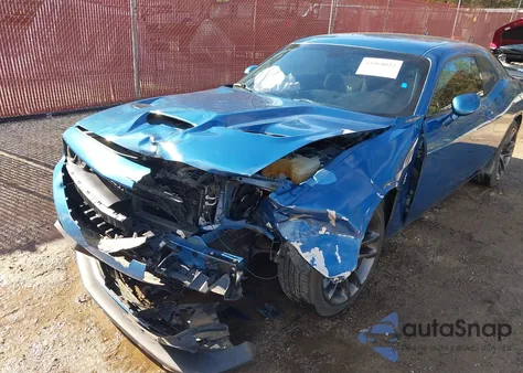 2021 Dodge Challenger R/T Scat Pack z USA, uszkodzony, nr VIN 2C3CDZFJ8MH600003